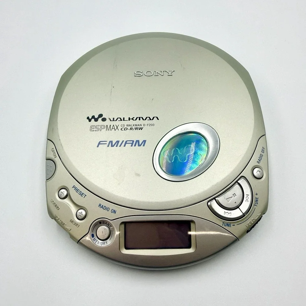 Sony Walkman CD Player D-F200 FM Am ESPMAX Portable CD-R/RW Silver Tested Works
